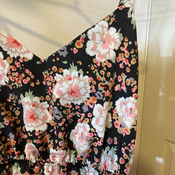 SLIP ON FLORAL DRESS- FITS XS/S - Picture 11 of 14